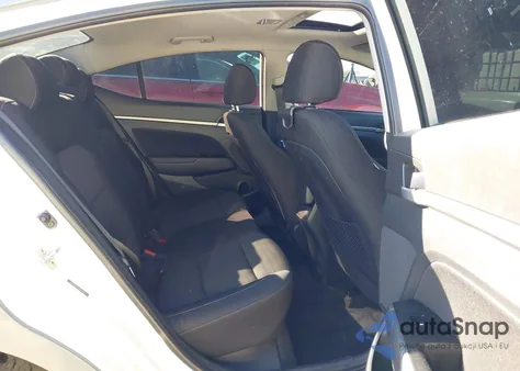 2018 Hyundai Elantra Value Edition из США, поврежденный, VIN 5NPD84LF7JH252723